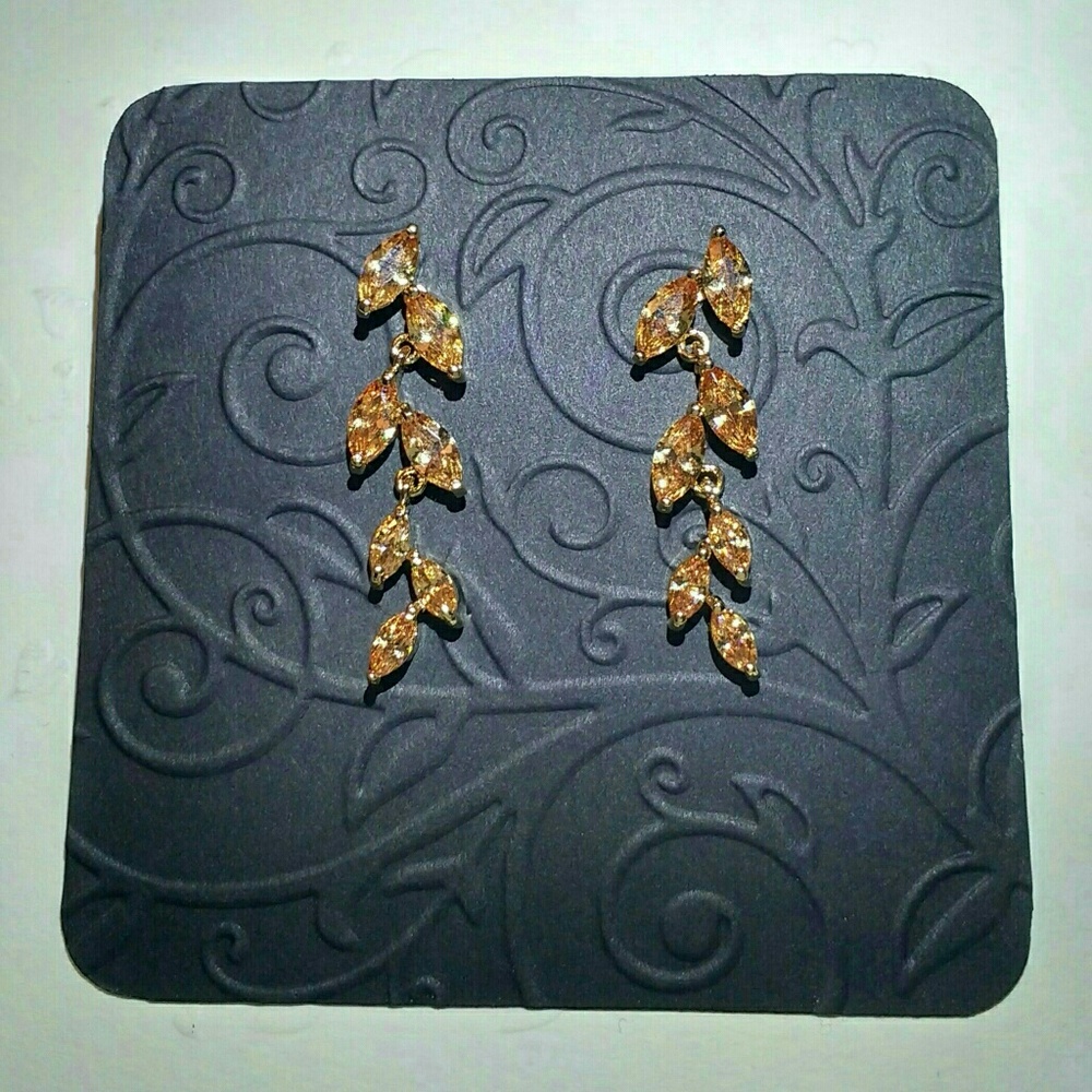 Beautiful Orange Stone Earrings - Picture 2 of 4